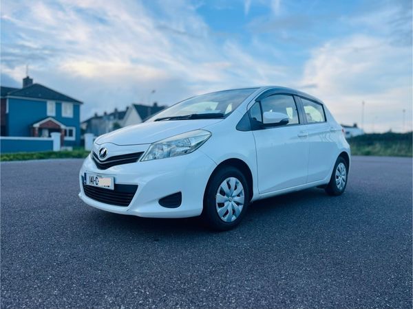 Toyota Vitz Hatchback, Petrol, 2014, White