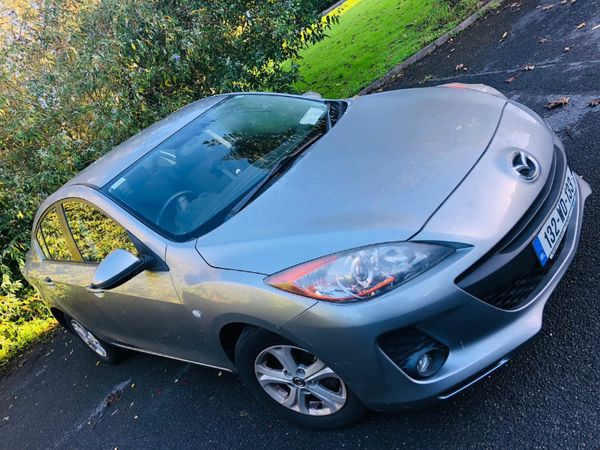 Mazda Mazda3 Saloon, Diesel, 2013, Grey