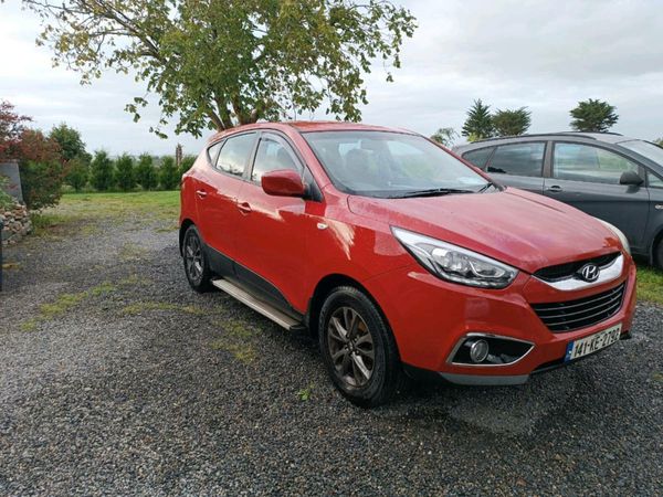 Hyundai ix35 SUV, Diesel, 2014, Red
