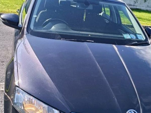 Volkswagen Passat Saloon, Diesel, 2015, Black