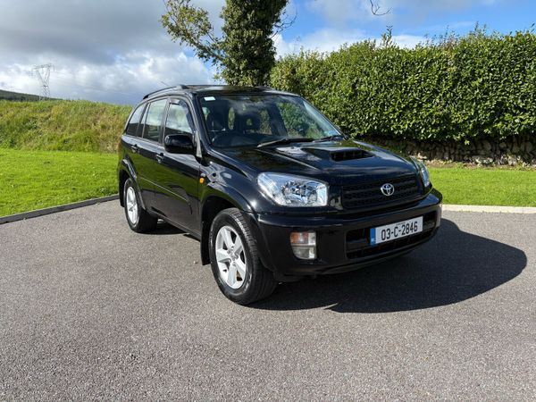 Toyota RAV4 SUV, Diesel, 2003, Black