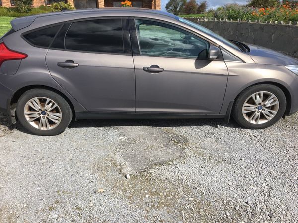 Ford Focus Hatchback, Diesel, 2012, Brown