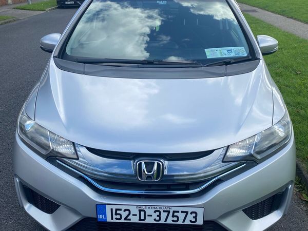 Honda Fit Hatchback, Petrol Hybrid, 2015, Silver