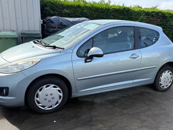 Peugeot 207 Hatchback, Petrol, 2010, Blue