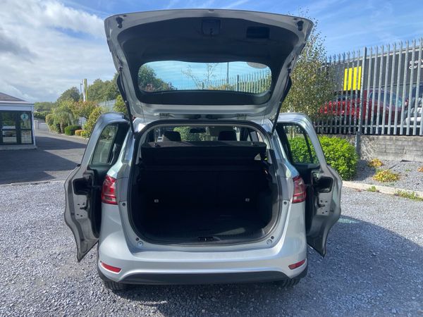 Ford B-Max Hatchback, Petrol, 2013, Silver