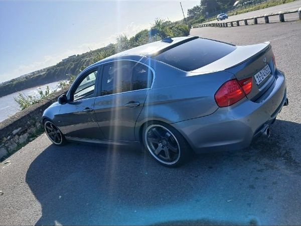 BMW 3-Series Saloon, Diesel, 2011, Grey