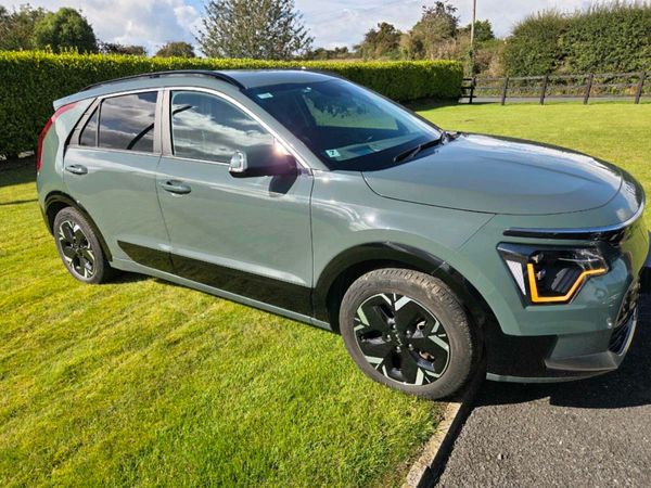 Kia Niro SUV, Electric, 2024, Green