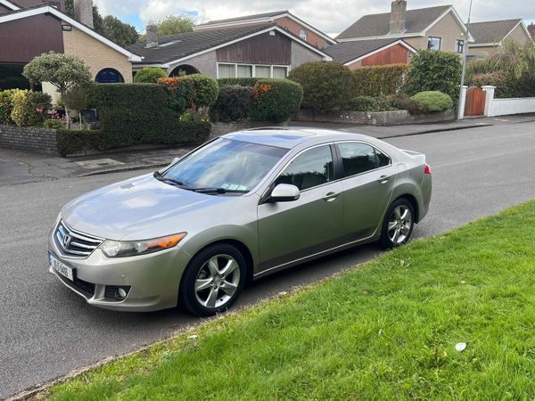 Honda Accord Saloon, Diesel, 2010, Silver