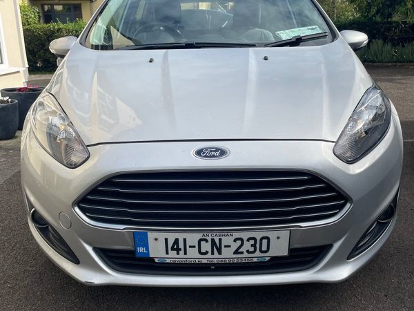 Ford Fiesta Hatchback, Diesel, 2014, Silver