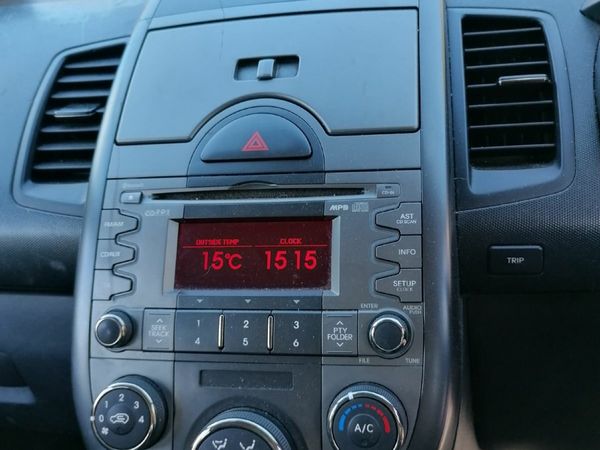 Kia Soul MPV, Diesel, 2011, Red