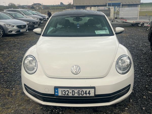 Volkswagen Beetle Hatchback, Petrol, 2013, White