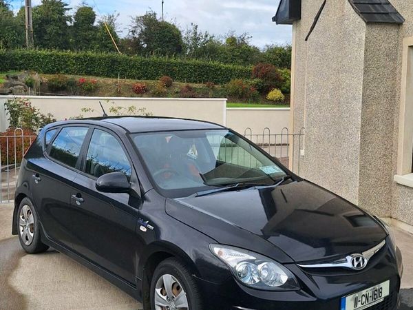 Hyundai i30 Hatchback, Diesel, 2011, Black