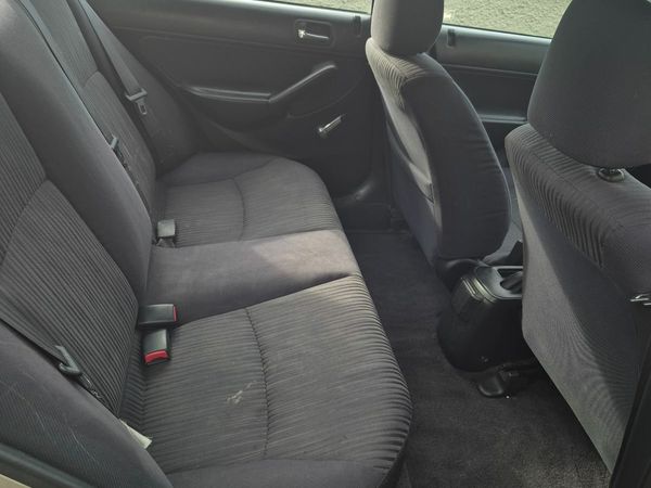 Honda Civic Saloon, Petrol, 2002, Beige