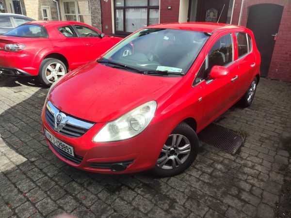 Vauxhall Corsa Hatchback, Diesel, 2009, Red