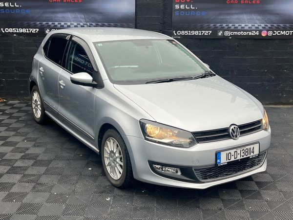 Volkswagen Polo Hatchback, Petrol, 2010, Silver