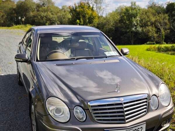 Mercedes-Benz E-Class Saloon, Diesel, 2008, Grey