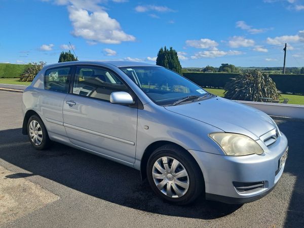 Toyota Corolla Hatchback, Petrol, 2005, Blue