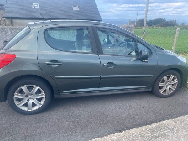 Peugeot 207 Hatchback, Diesel, 2009, Grey