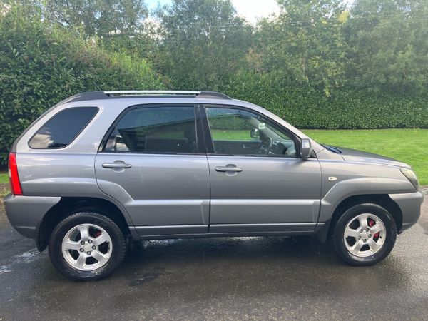 Kia Sportage SUV, Diesel, 2010, Silver