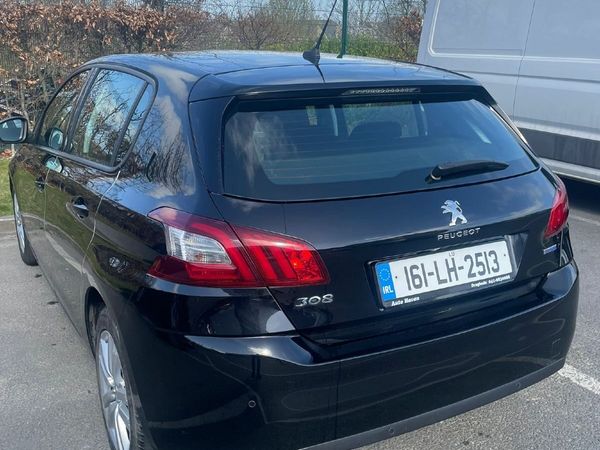 Peugeot 308 Hatchback, Diesel, 2016, Black