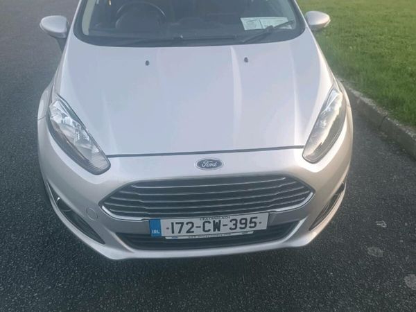 Ford Fiesta Hatchback, Diesel, 2017, Grey