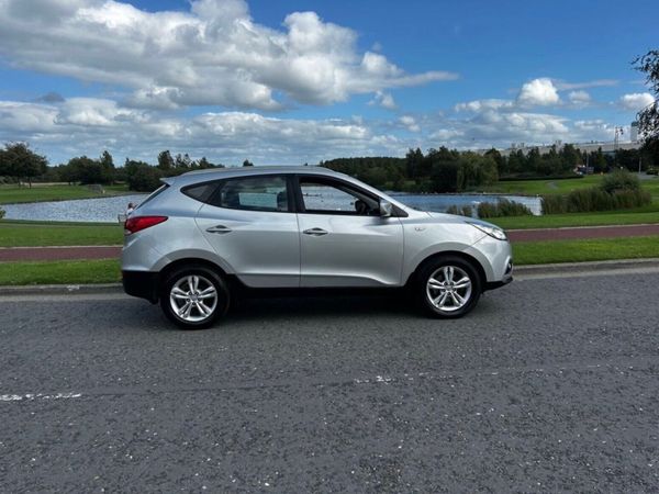 Hyundai ix35 SUV, Diesel, 2011, Silver