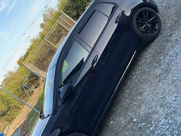 Volkswagen Golf Hatchback, Diesel, 2015, Black