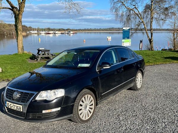 Volkswagen Passat Saloon, Diesel, 2010, Black