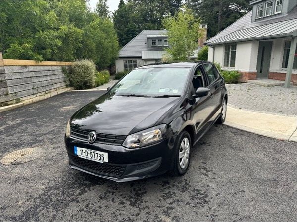 Volkswagen Polo Hatchback, Petrol, 2011, Black