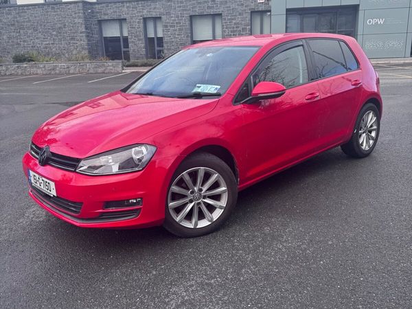 Volkswagen Golf Hatchback, Diesel, 2015, Red