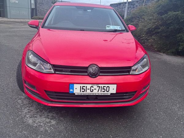 Volkswagen Golf Hatchback, Diesel, 2015, Red