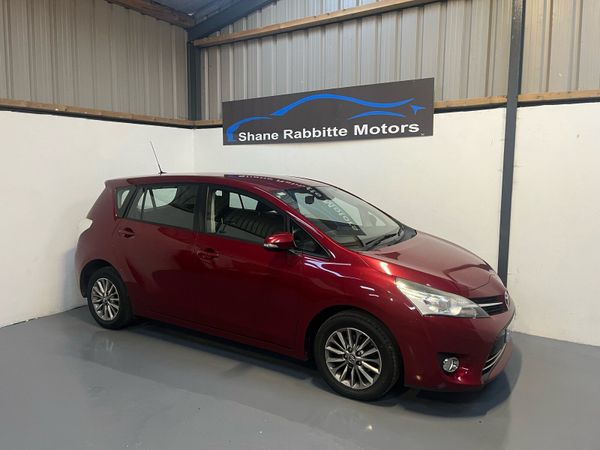 Toyota Verso MPV, Diesel, 2017, Red