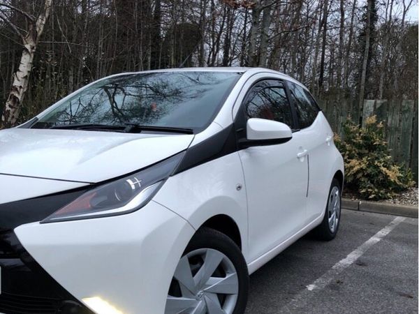 Toyota Aygo X Hatchback, Petrol, 2017, White