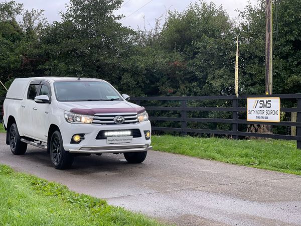 Toyota Hilux Pick Up, Diesel, 2016, White