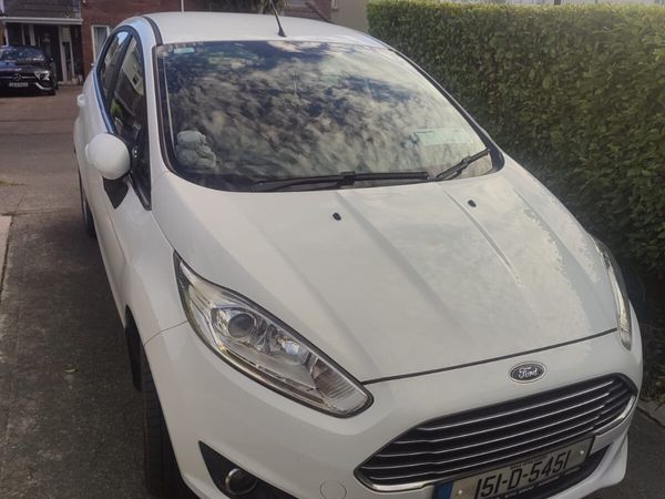 Ford Fiesta Hatchback, Diesel, 2015, White