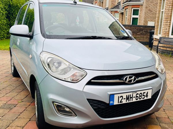 Hyundai i10 , Petrol, 2012, Silver