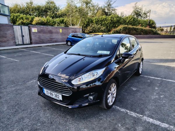 Ford Fiesta Hatchback, Petrol, 2017, Black