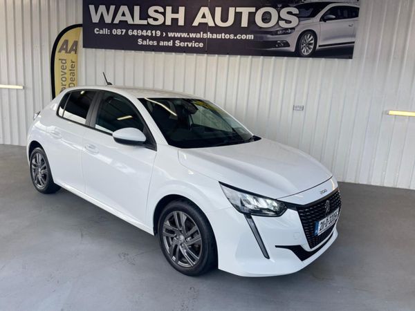 Peugeot 208 Hatchback, Petrol, 2021, White