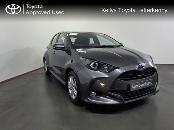 Toyota Yaris Hatchback, Petrol Hybrid, 2023, Grey