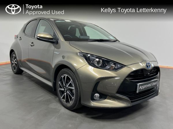 Toyota Yaris Hatchback, Petrol Hybrid, 2021, Bronze