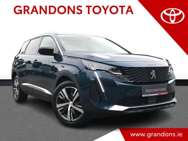 Peugeot 5008 MPV, Petrol, 2022, Blue