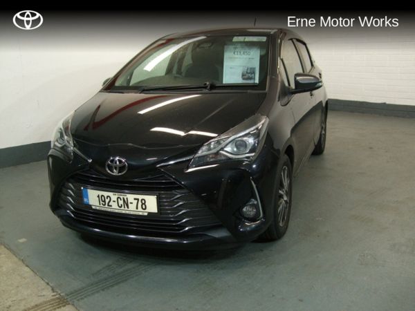 Toyota Yaris Hatchback, Petrol, 2019, Black