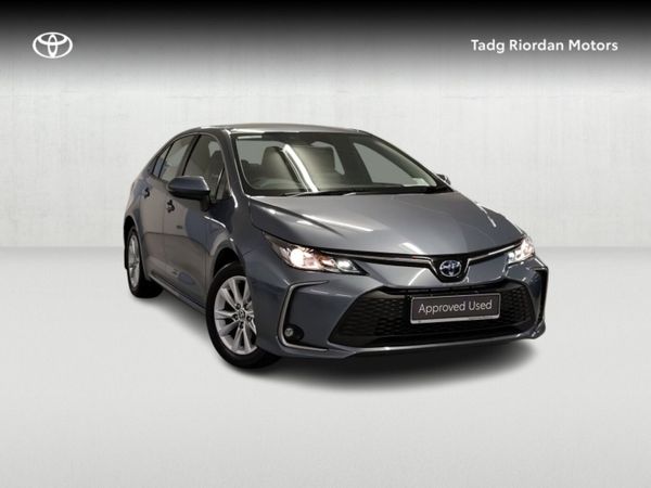 Toyota Corolla Saloon, Petrol Hybrid, 2023, Grey