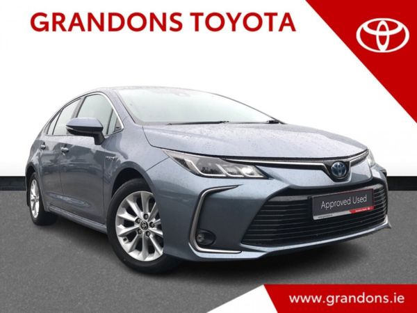 Toyota Corolla Saloon, Petrol Hybrid, 2021, Grey