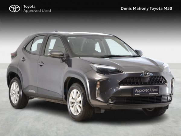 Toyota Yaris Cross Hatchback, Petrol Hybrid, 2025, Grey