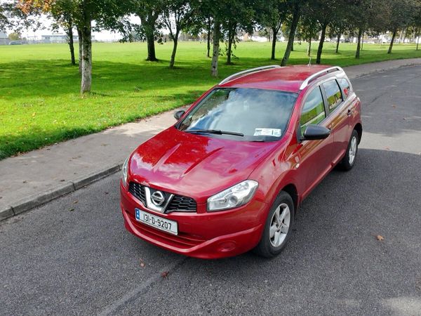 Nissan Qashqai+2 MPV, Diesel, 2013, Red