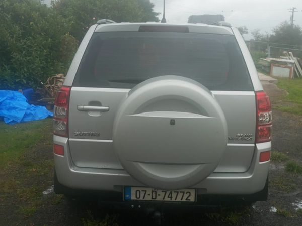 Suzuki Grand Vitara SUV, Diesel, 2007, Silver