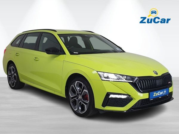 Skoda Octavia Estate, Petrol Hybrid, 2023, Green