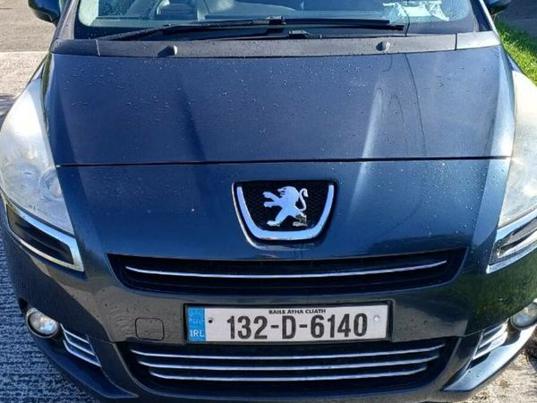 Peugeot 5008 MPV, Diesel, 2013, Blue