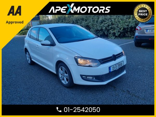 Volkswagen Polo Hatchback, Petrol, 2013, White